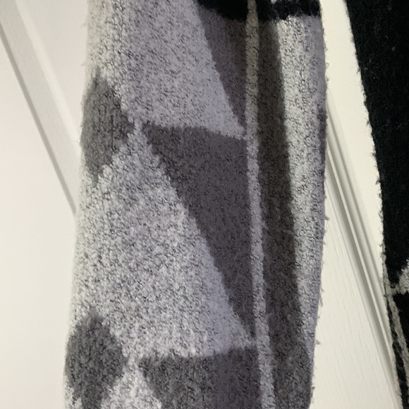 Women Coat - Picture 4 of 4